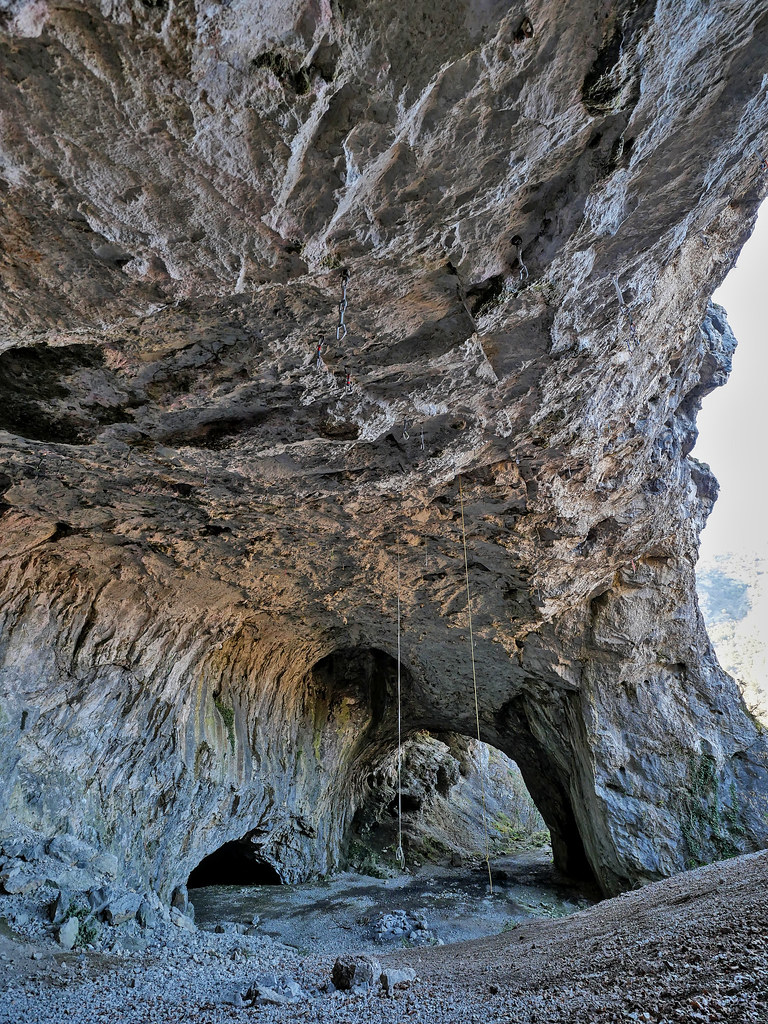 La Grotte du Sabart 51875712379_8b414d1af6_b