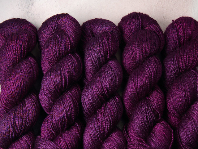 Brilliance Lace – British Bluefaced Leicester wool and silk laceweight hand-dyed yarn 100g – ‘Boudoir’