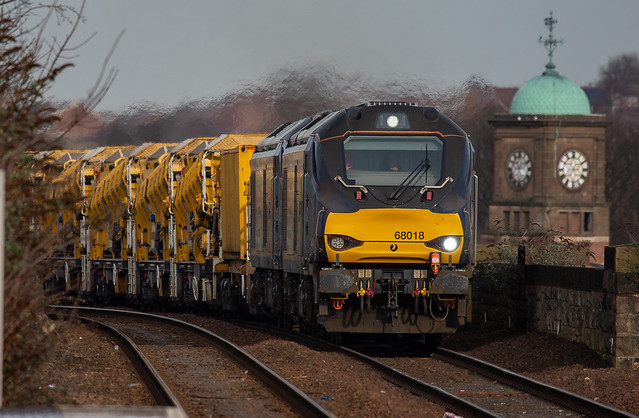 DRS Class 68's nos 68008 & 68018 at Mansfield this afternoon 11-02-2022 on the High Marnham to Fairwater Yard HOPS move running 1 hour late after slipping problems.