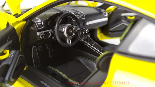 Porsche Cayman GT4 1 18 Schuco (8)