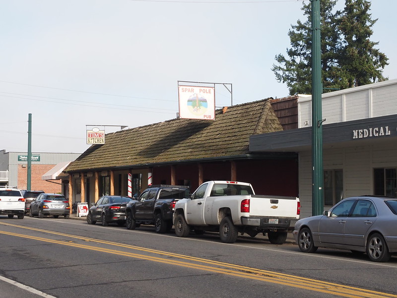 Spar Pole Pub & Tim's Kitchen: The old Orting Bakery used to be here.