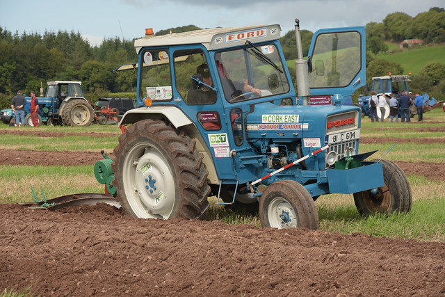 Ford 4000 Tractor with a Kverneland 2 Furrow Plough