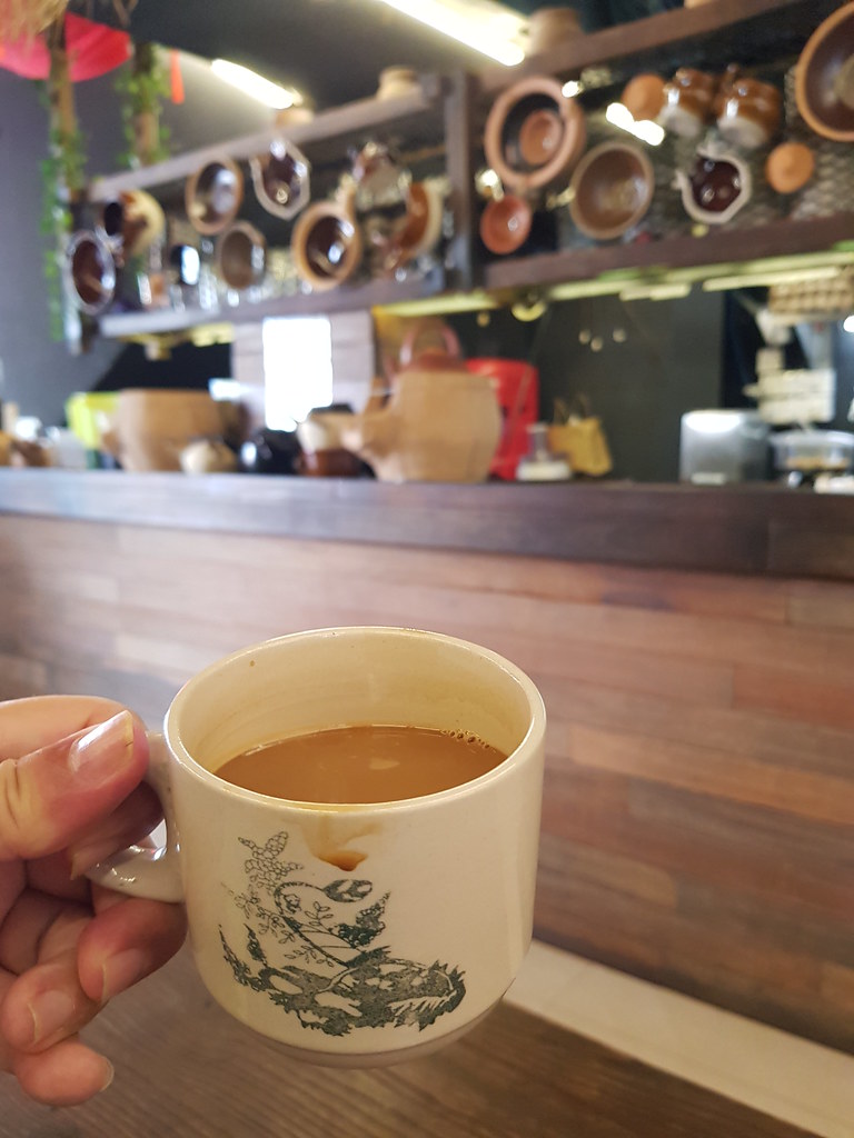 瓦煲海南茶 Claypot Hainan Tea rm$5.90 @ 碧華樓 Pik Wah Bar & Cafe in 茨廠街 Petaling Street, 吉隆坡 KL