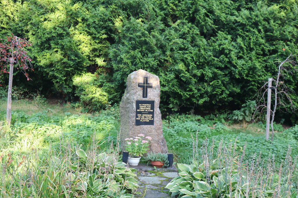 pomník Blatenského hřbitova v Blatně