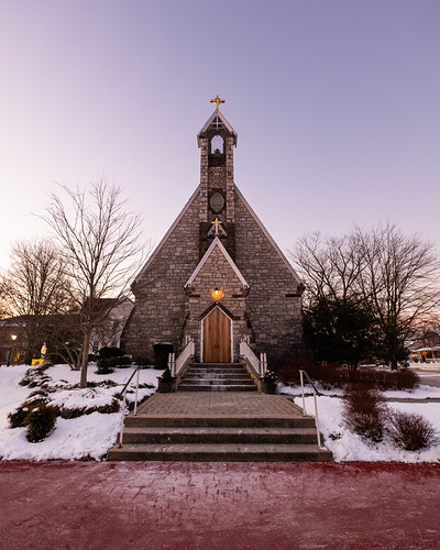 Sacred Heart Catholic Church by mbinebrink, Glyndon, Maryland, on a brutally cold morning.church sacredheart fujifilm xt30 fujifilm1024mm winter