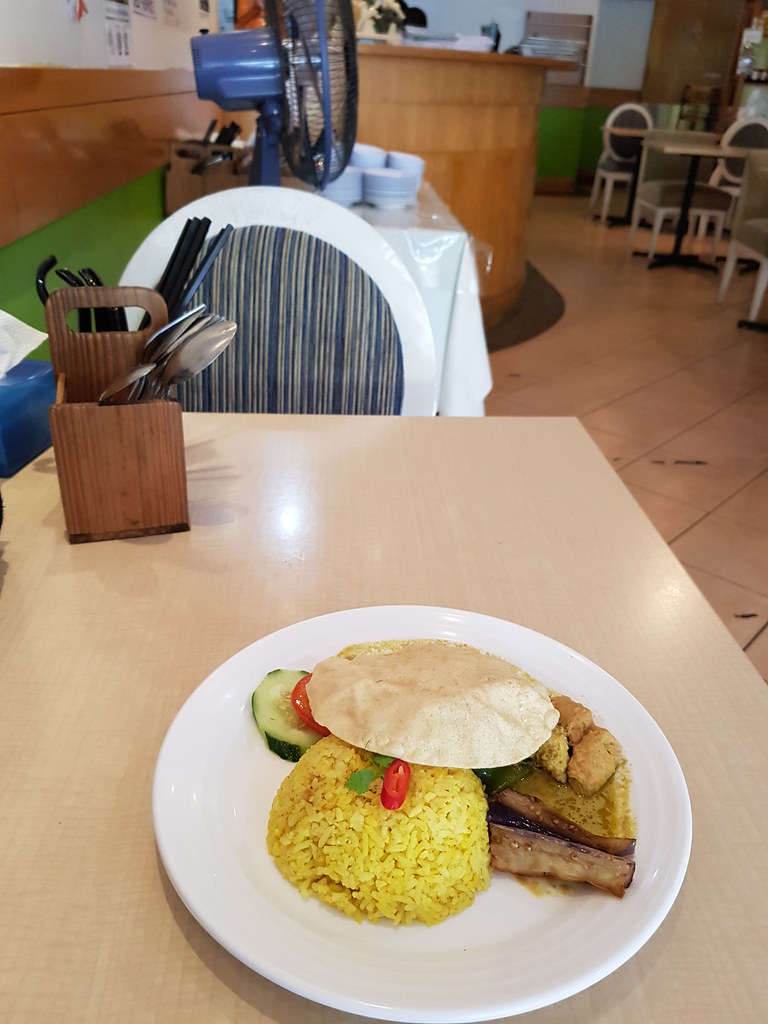 素黃薑飯 Vegetarian Nasi Kunyit rm$9.50 @ Nature's Recipe Cafe