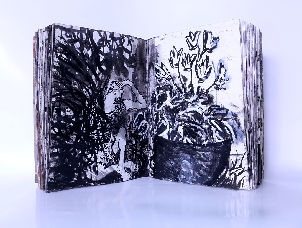 הספרים הרישומים בשחור artist book raphael perez ספרי אמן ספר אמנות ציור