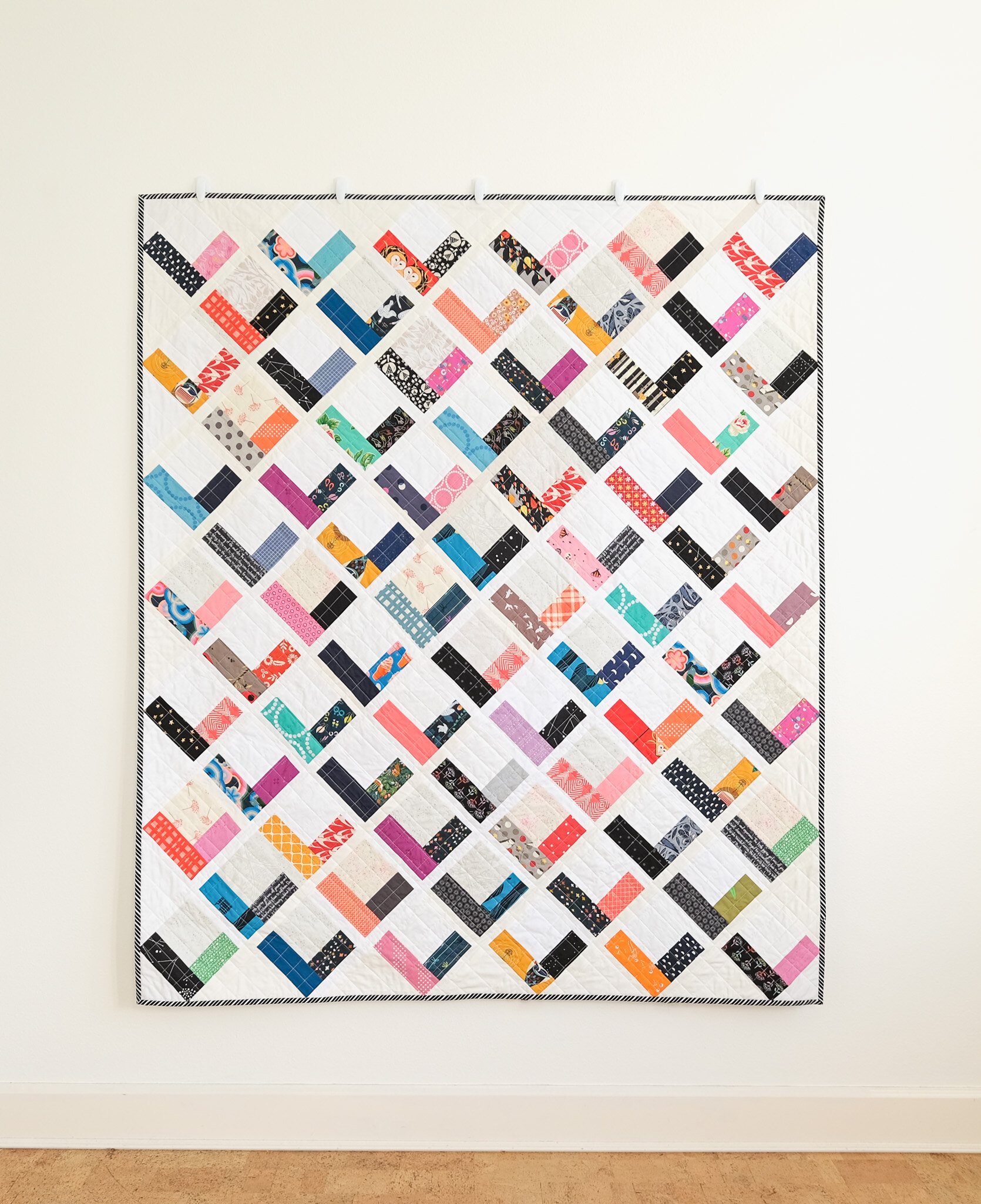 A Scrappy Freya Quilt - Kitchen Table Quilting
