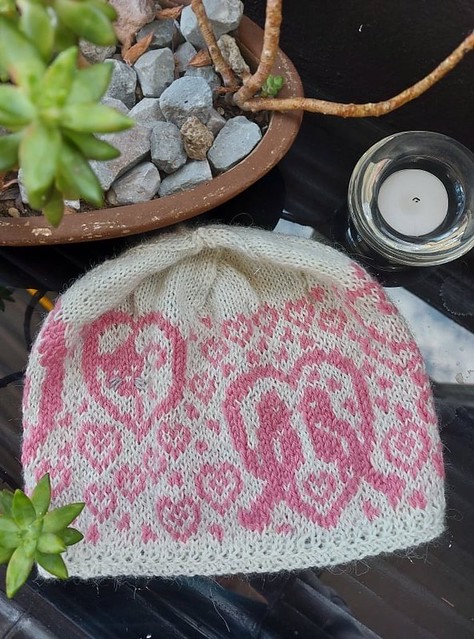 Sandi (sandima) finished this Stranded Creature Hearts Beanie by Joan Rowe on Valentines Day.