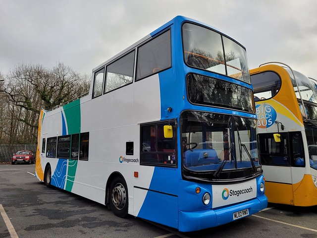 17701 In the new Stagecoach local livery