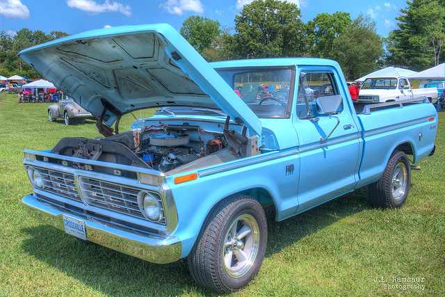 1973 Ford F100 Custom - Independence Day Car Show - Cookeville, Tennessee