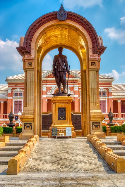Statue of King Rama IV in front of Saranrom Palace on Rattanakosin island (old town) in Bangkok, Thailand