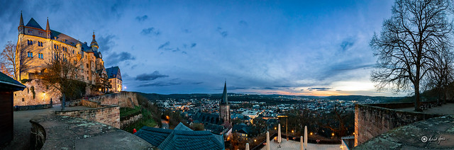 Panoramam zum Sonnenuntergang  am Landgrafenschloss / Marburg
