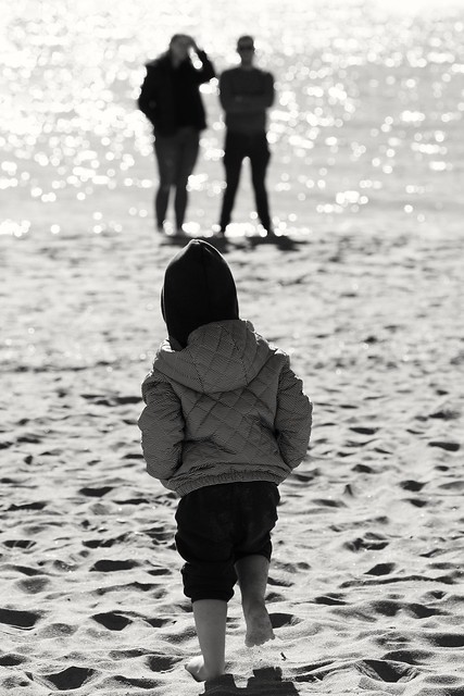 Petit homme à la plage (little man at the beach)