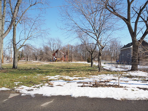 Demolished empty lot at 609 Willard Avenue in February 2022