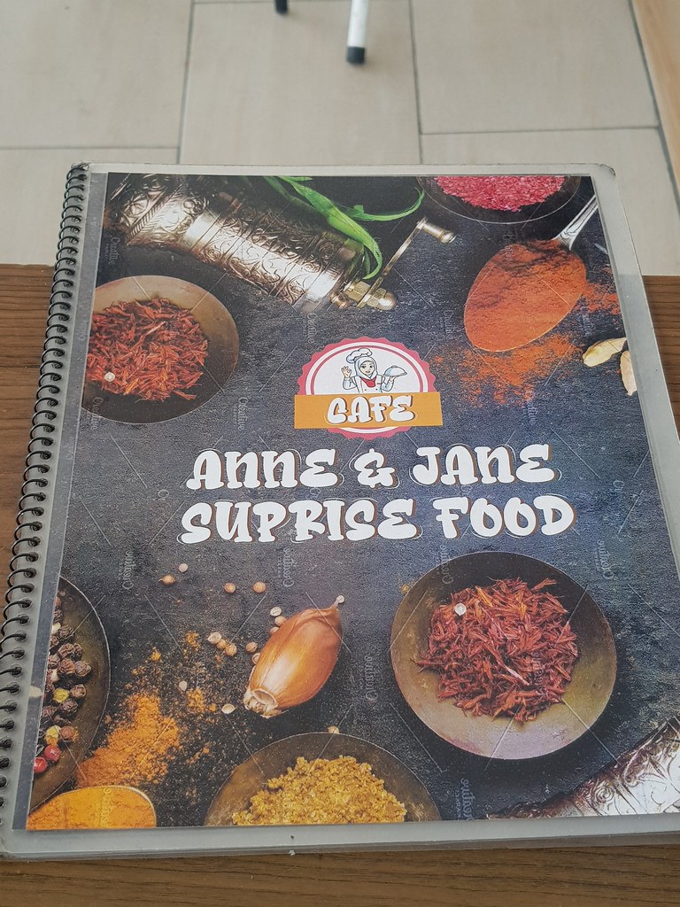 @ Anne and Jane Surprise Food in Taman Persiaran Subang