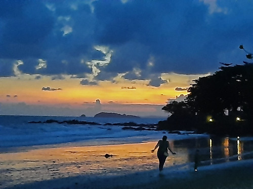 Sunset over the Gulf of Thailand 2022-2-17 4e by SierraSunrise, Suan Wang Kaeo
Chakphong, Klaeng District, Rayong 21190

สวนวังแก้ว
ตำบล ชากพง อำเภอแกลง ระยอง 21190