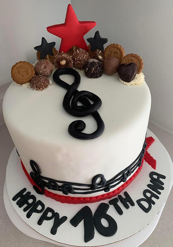 Cake by Dina's Sweets