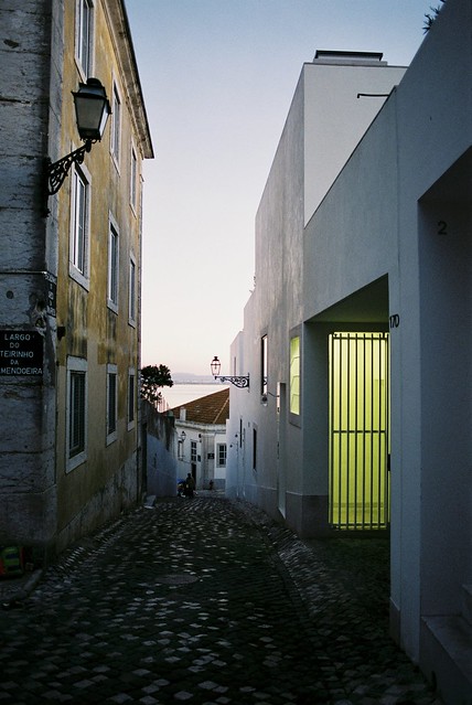 Social distancing in Lisbon