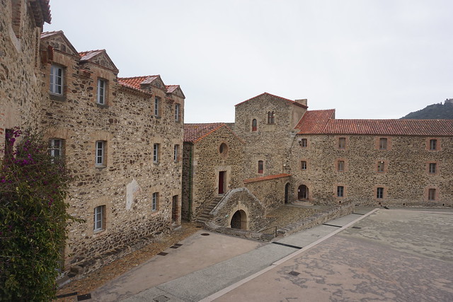 Château royal, Collioure : Place d'armes