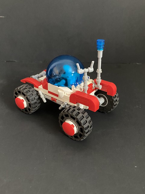 Q-Tron Rescue Command Rover