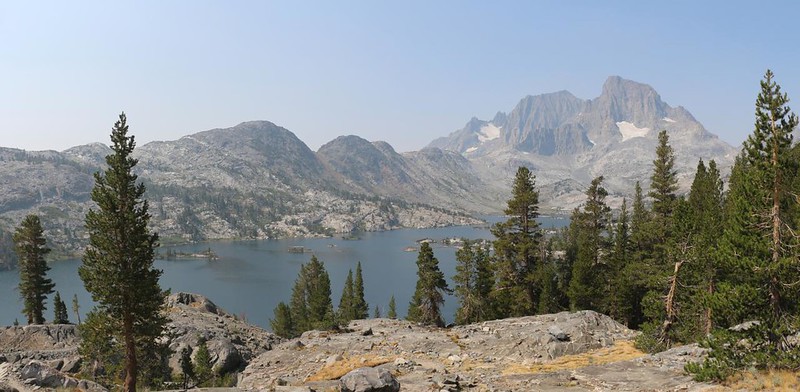 Panorama view over Garnet Lake from the JMT, with Ritter and Banner on the right