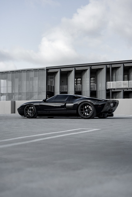 Ford GT (Black) with HRE P101 in Satin Black