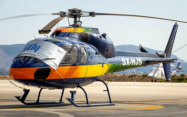 Eurocopter AS 355 Ecureuil 2 SX-HJS ifly