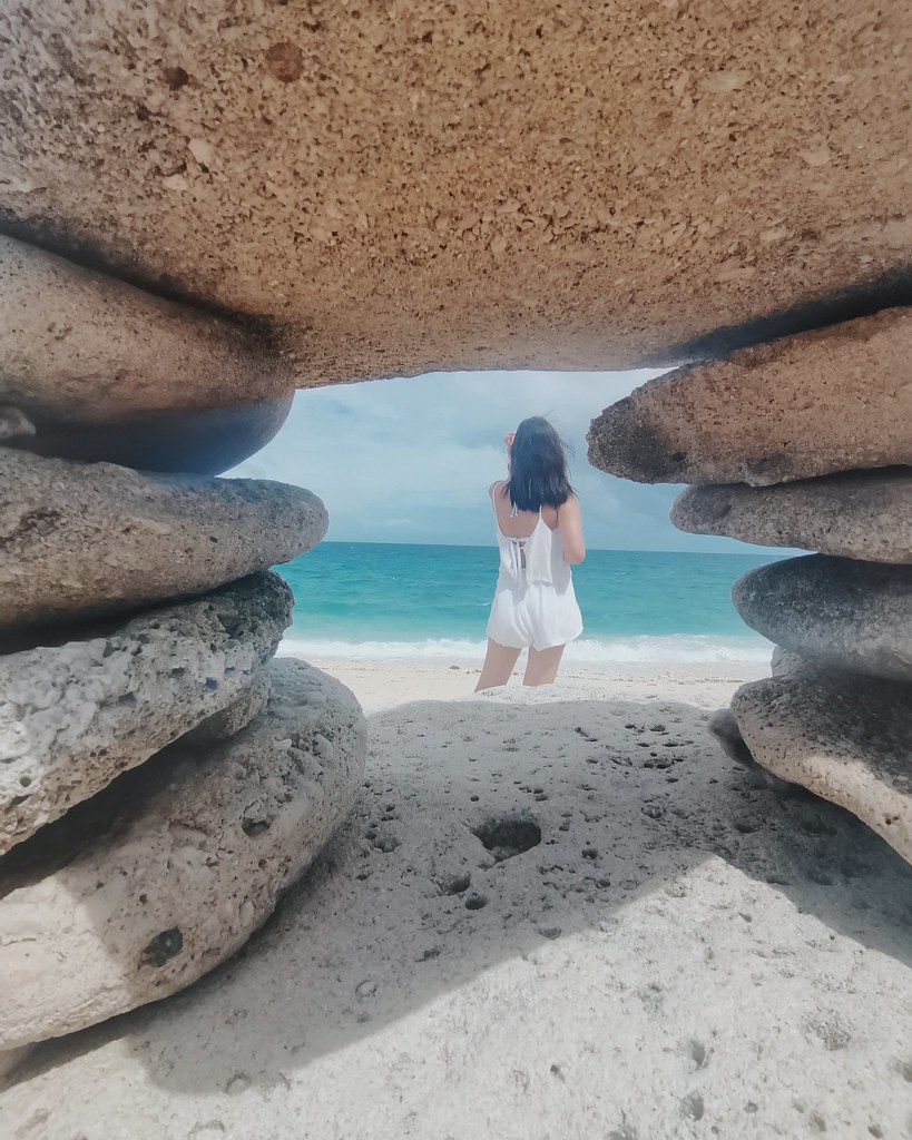 Girl on a beach, Cabugao Gamay, Gigantes Island Tour