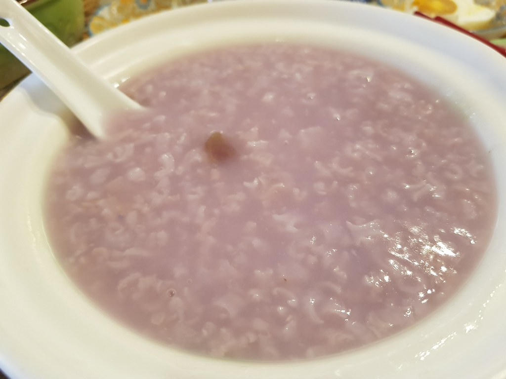 紫薯粥 Purple Potato Porridge rm16.95 @ 頭家 Tau Ke SS23