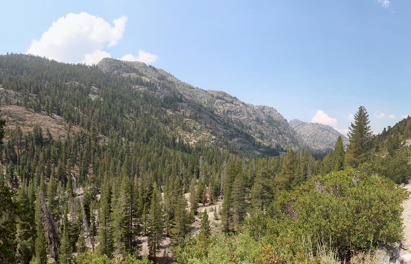 Looking northwest from the PCT near Agnew Meadows above the Middle Fork San Joaquin River