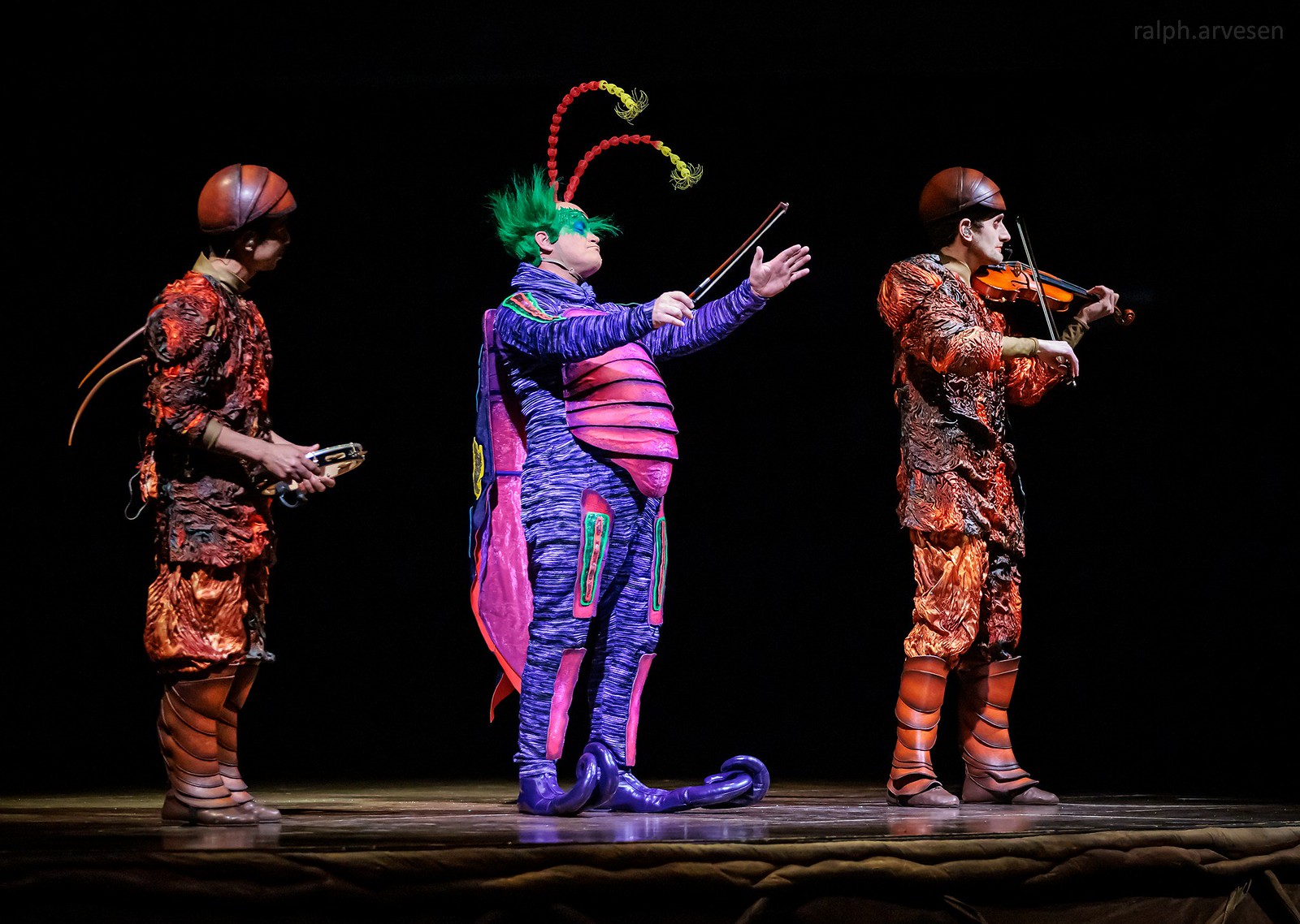 Cirque du Soleil Ovo | Texas Review | Ralph Arvesen