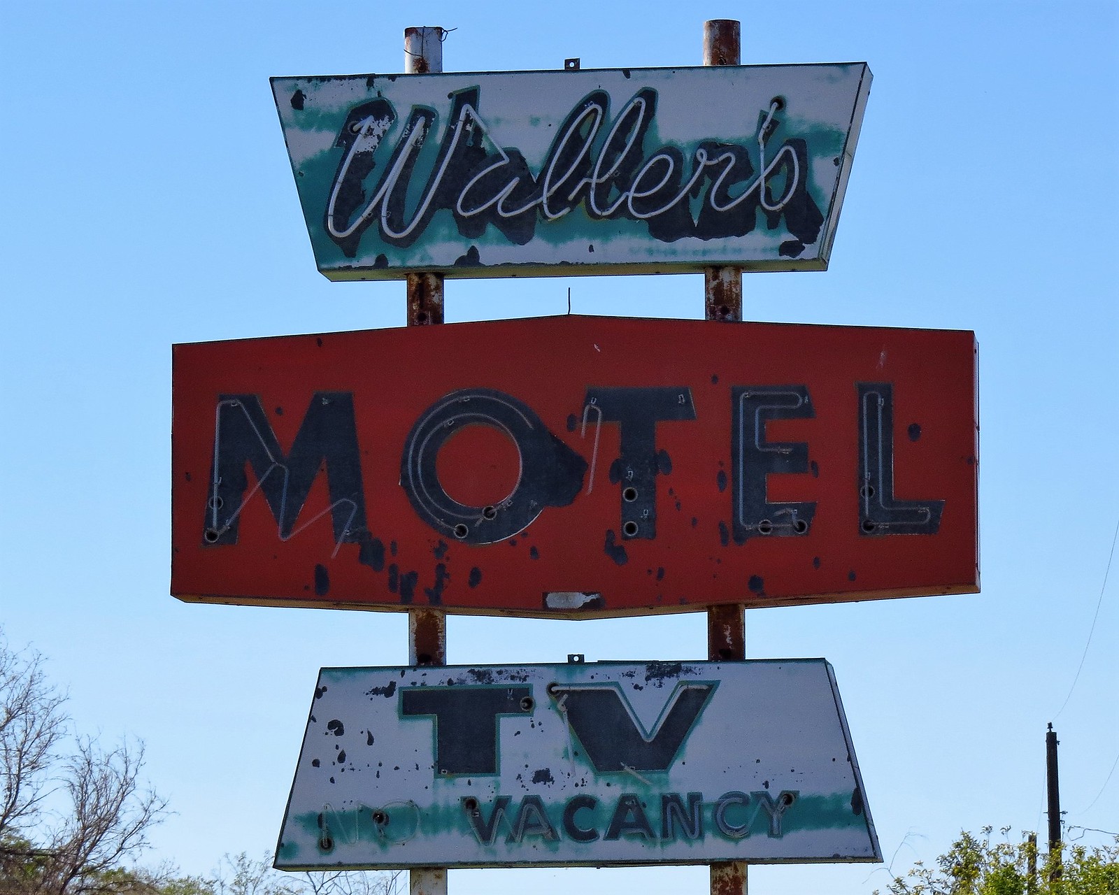 Waller's Motel - Hammett, Idaho U.S.A. - October 2, 2021