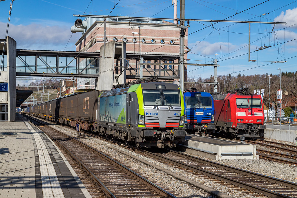 BLS Vectron 475 410 - Spiez (CH) | Class313 | Flickr
