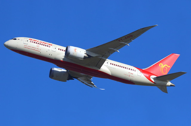 Air India एअर इंडिया Boeing 787-8 