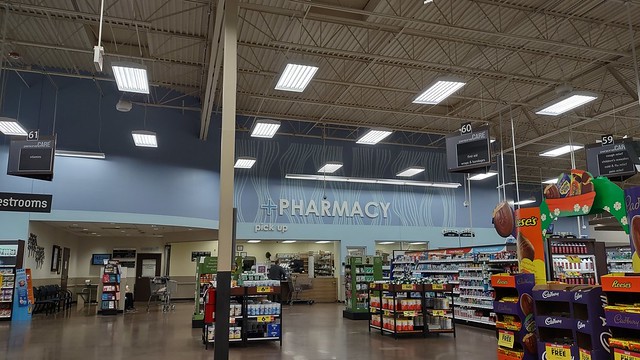 Yet another pharmacy photo (and more thoughts about the 5G Ace)
