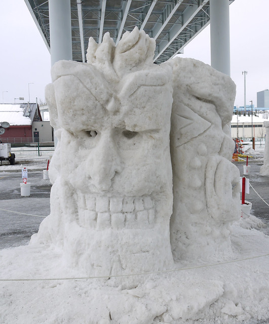 Rondy Snow Sculpture