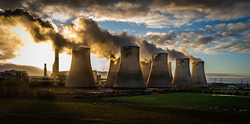 Soar Sunrise by SilsonRoadrunner, 66763 with the 4H10 05.54 Wellingborough  to Tunstead empties.

Ratcliffe on Soar power station doin