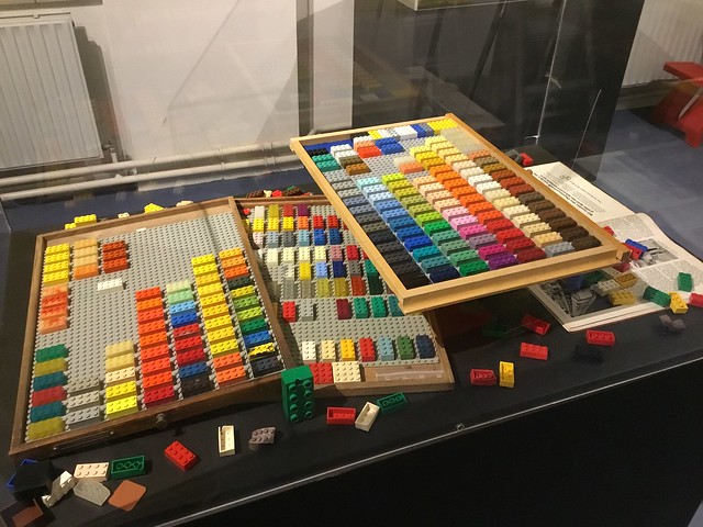 LEGiO museum Bayer test bricks