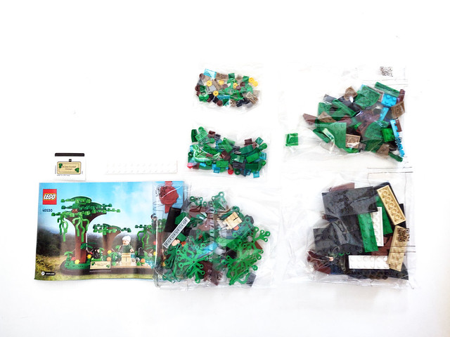 LEGO Jane Goodall Tribute (40530)