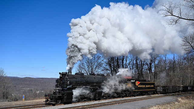 1309 pulling into Frostburg