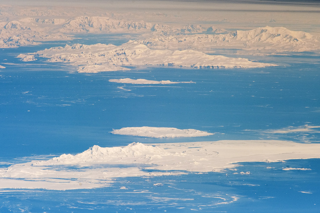 南極洲的帕默群島（Palmer Archipelago）。圖片來源：International Space Station（ISS）／維基百科