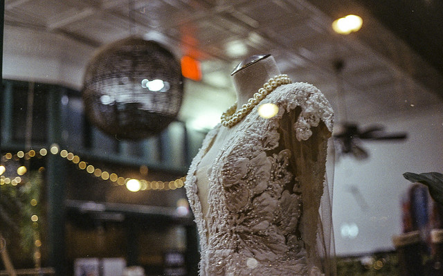 Cinestill CS41 2 Bath - Kodak Gold 200 - Contax G1 - Contax G 45mm f/2 Planar