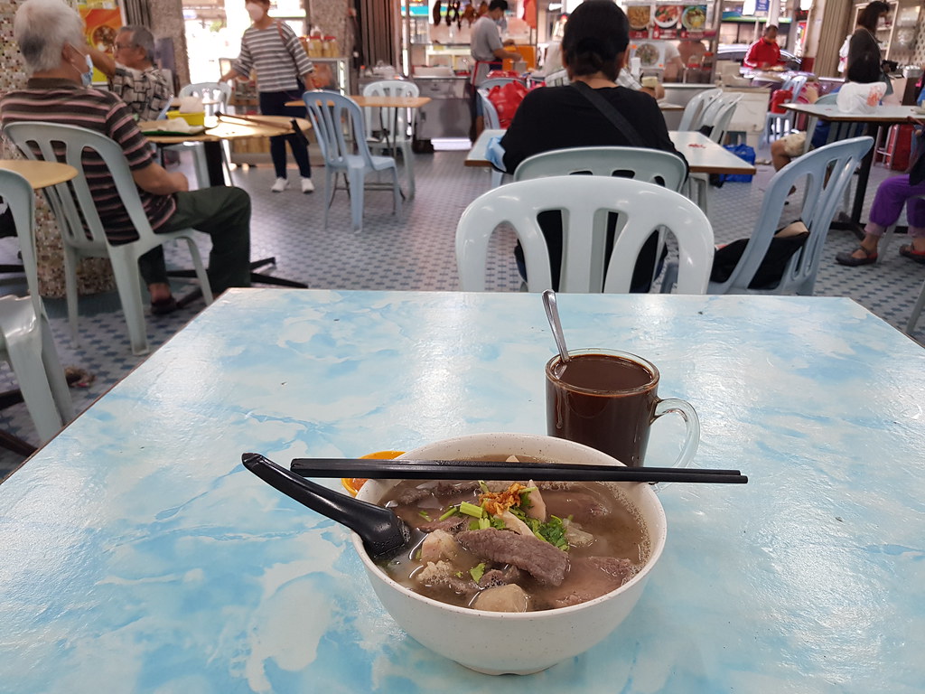 牛腩牛雜清湯瀨粉 Cow brisket Noodle rm$12 & 鴛鴦Cham rm$2.50 @ 新星光茶餐室 Restoran Old Kasturi Kopitiam, Jalan Sultan near KL Petaling Street