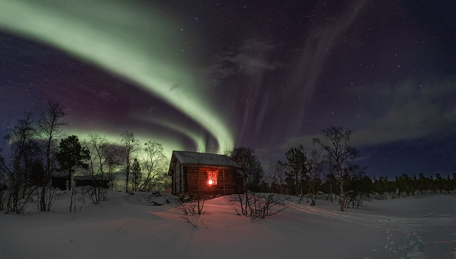Suolistaipale wilderness hut by Lake Inari