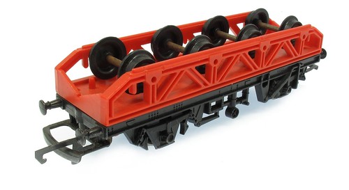 R131 Hornby wagon with wheel load