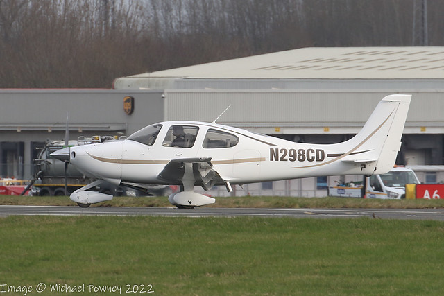 N298CD - 2002 build Cirrus SR20, lining up for departure on Runway 09 at East Midlands