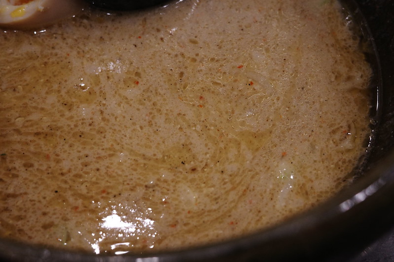 Ricoh GRⅢx豊洲二丁目ど みそ特製白味噌バターらーめんのスープ