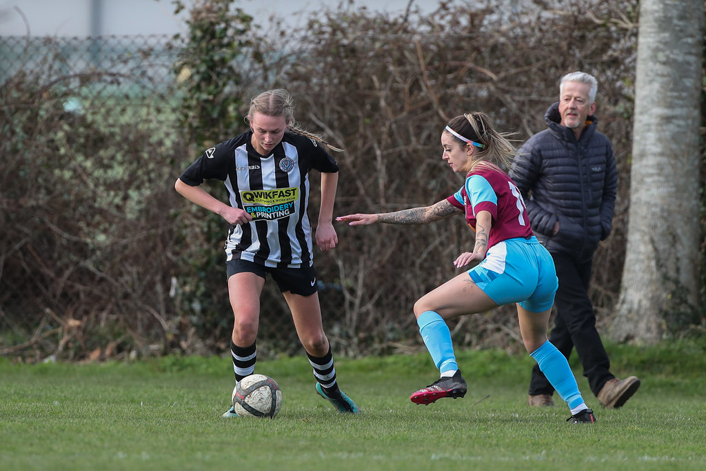 Weymouth FC Women and Dorchester Town Ladies FC | during the… | Flickr