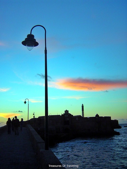 Cádiz Lighthouse